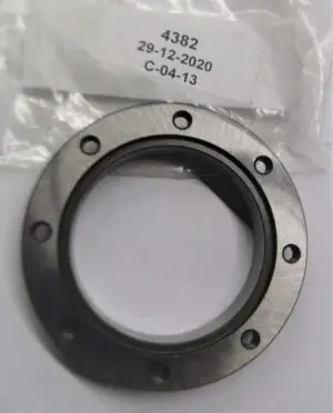 FREEWHEEL HOLDER