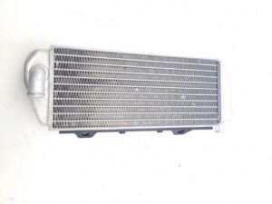 Radiator left