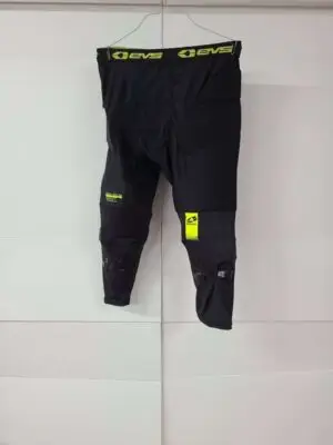 EVS 3/4 BLACK PANTS, LG