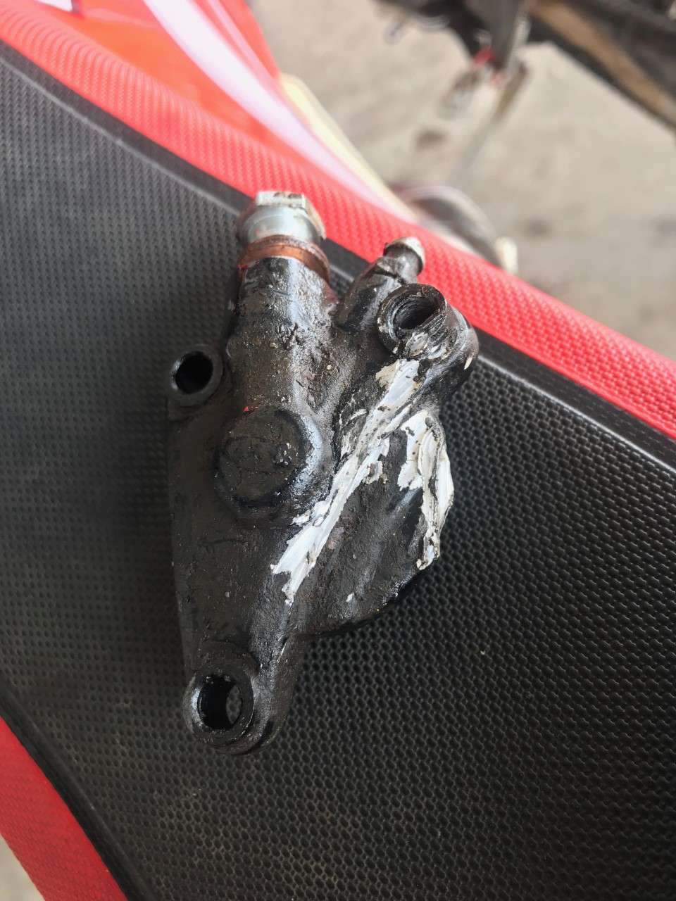 Wrench Tip Wednesday Snapping a Chain Bonecutter Off Road