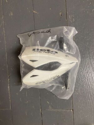 BONECUTTER BETA FLAGS, WHITE, USED