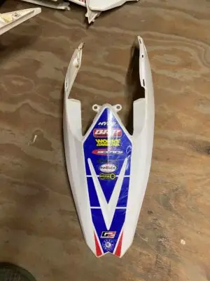 BONECUTTER REAR FENDER, WHITE, RACE TEAM DECAL