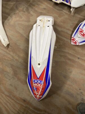 BONECUTTER LEFT AIR BOX COVER, WHITE, RACE TEAM