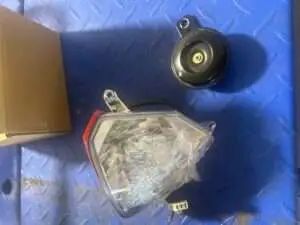 HEADLIGHT, RR 4T '08 USED