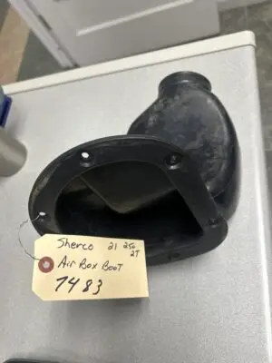 RUBBER INJECT HOSE END 250/300 USED