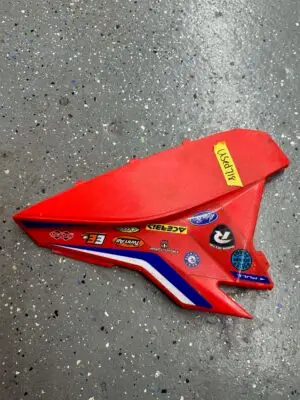 20+ BETA AIR BOX COVER, RED