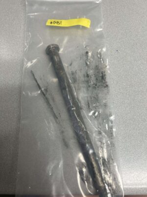 SWINGARM AXLE 4.5 END USED
