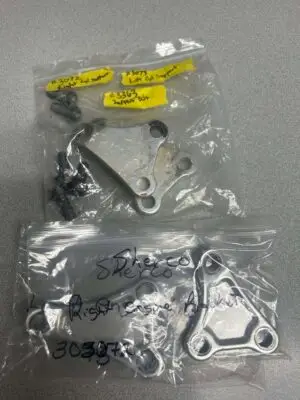 RIGHT CYLINDER HEAD SUPPORT 25 USED