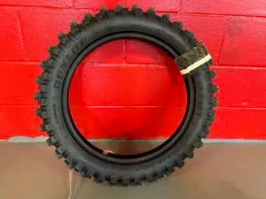 DUNLOP TIRE AT82 110/100-18 64M