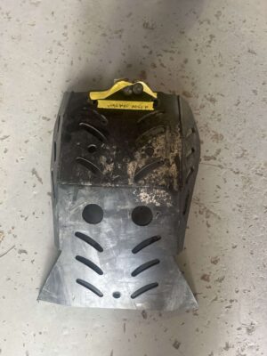 SKID PLATE PLASTIC 250/300 SEF USED