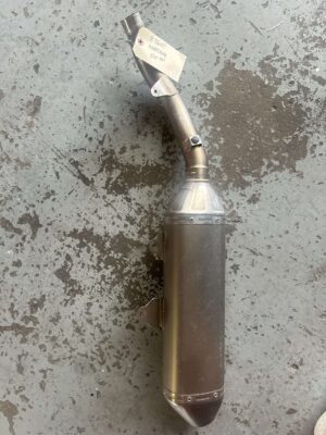 RACING SILENCER AKRAPOVIC SEF USED