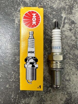 SPARK PLUG NGK CR8EK