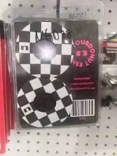 nihilo concepts thumb savers checkered